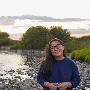 Meet your Posher, Julia